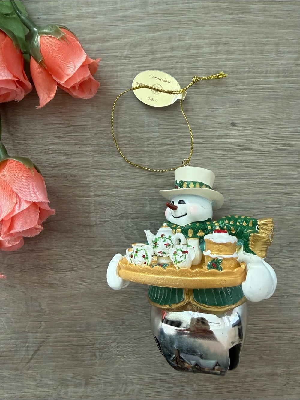 The Bradford Exchange Thomas Kinkade  snowman ornament with Tea Set